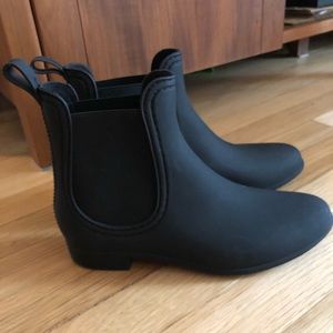 Jeffrey Campbell Rain booties size 8
